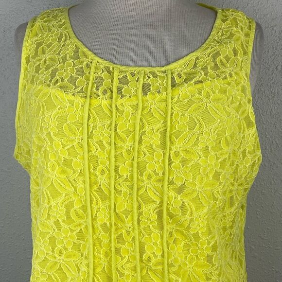 Pre-Owed Alfani Womens Yellow Floral Lace Two Piece Tank Top Blouse Set Size XL - Picture 2 of 6